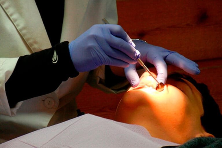 Oxido de Zinc en Odontología: Un Aliado para la Salud Oral